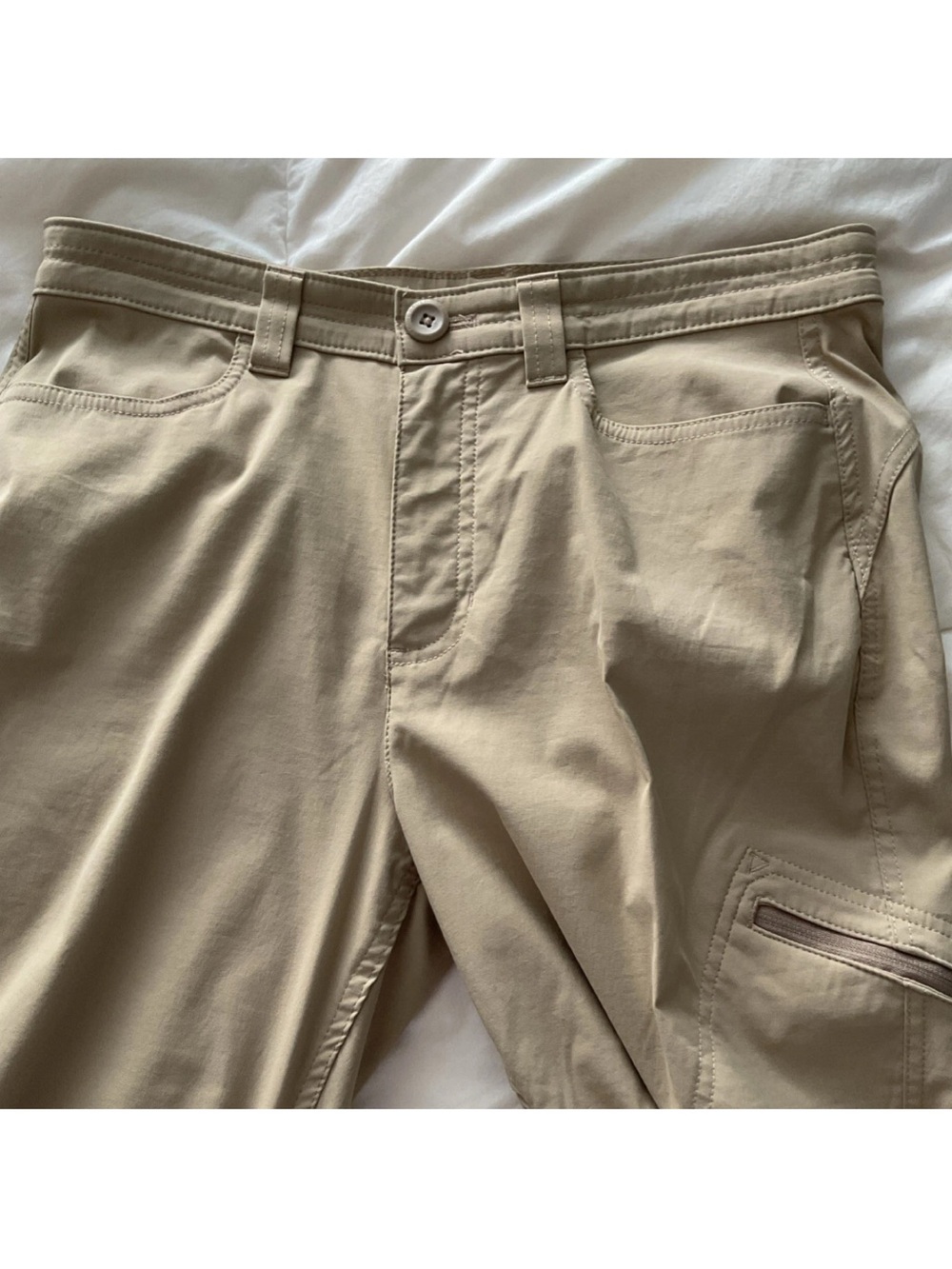 Eddie Bauer Womens Tan Capris with Zip Pocket - Picture 5 of 7